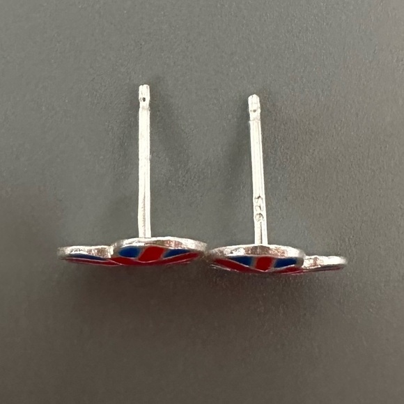 Sterling Silver England Flag Heart Studs - Picture 8 of 16